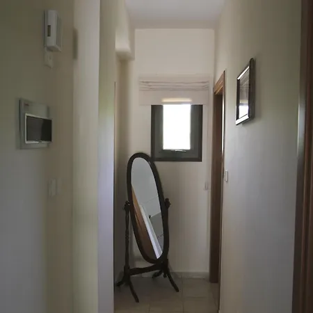 Eve Soultanina Villa