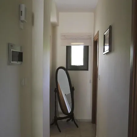Eve Soultanina Villa