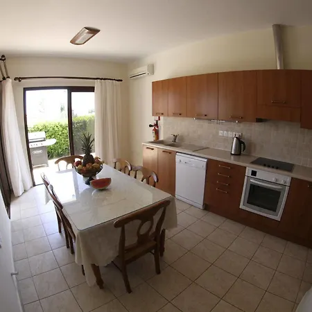 Eve Soultanina ヴィラ ピッソウリ